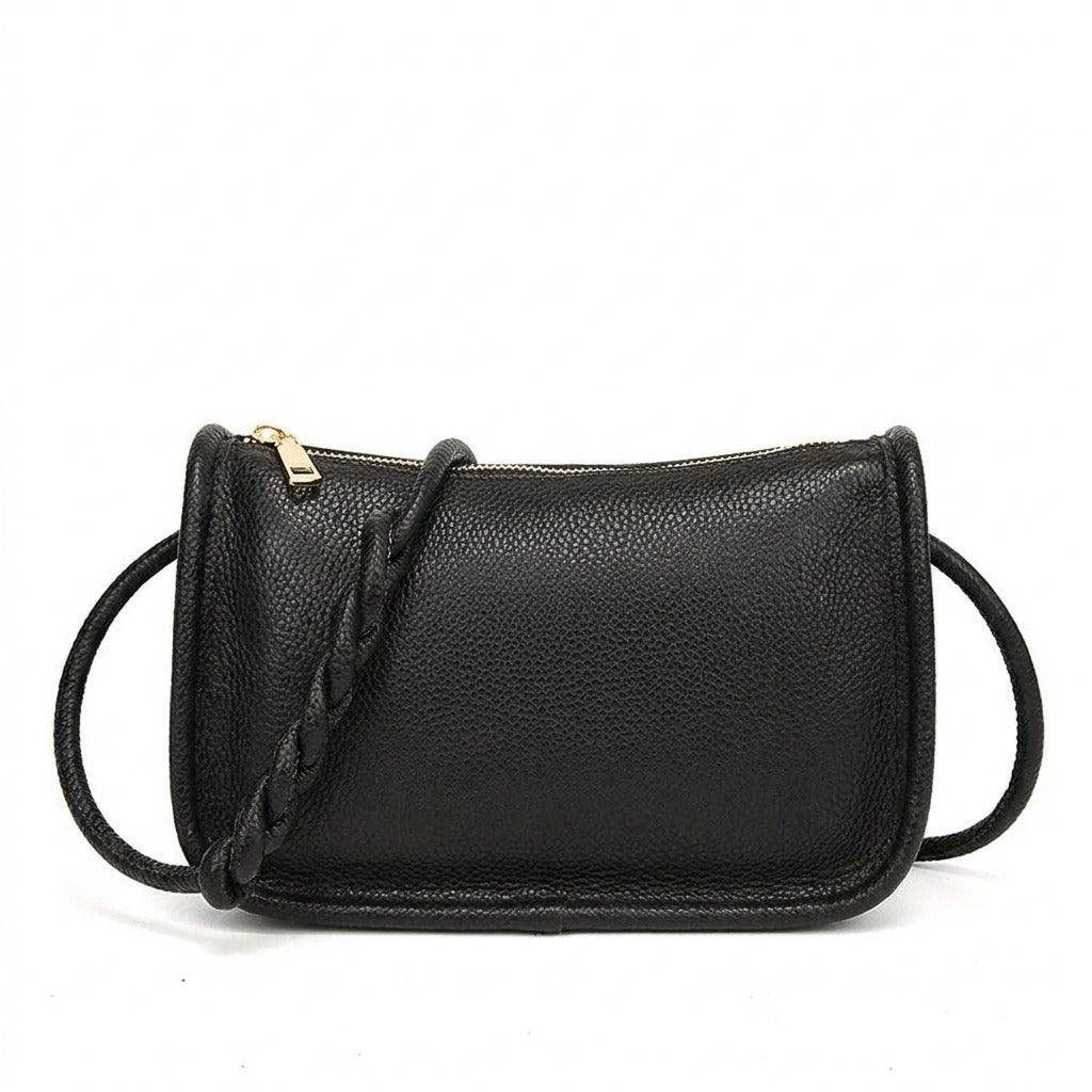 Sac porté épaule en cuir noir Capucine, vue de face sur fond blanc