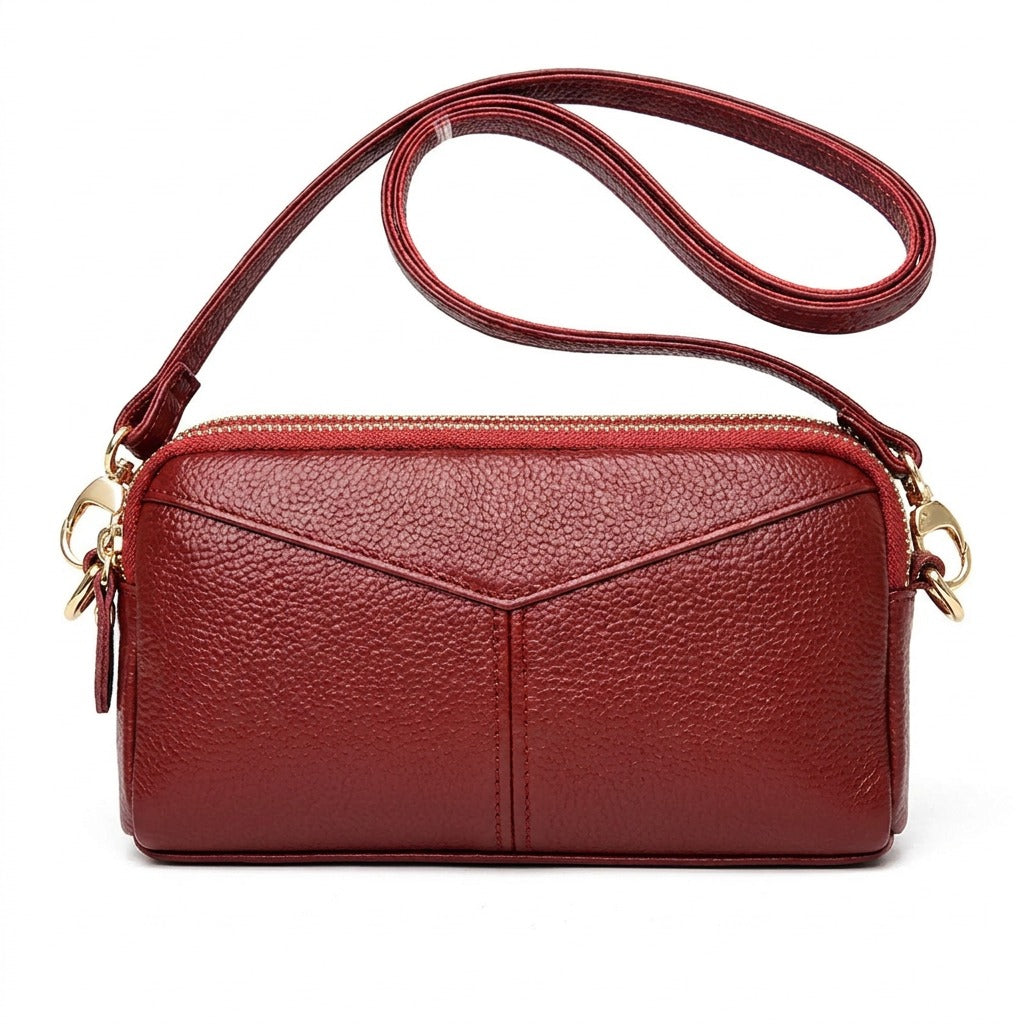 Sac bandoulière en cuir rouge Mathilde, vue de face sur fond blanc