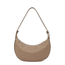 Sac Demi-Lune en Cuir pour Femme - Eugénie en taupe, vue de face sur fond blanc