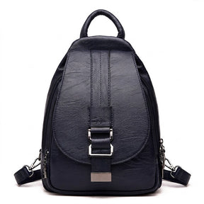 Sac à dos en cuir bleu marine Ninon, vue de face sur fond blanc