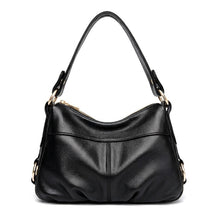 Sac à Main Souple en Cuir pour Femme - Joséphine en noir, vue de face sur fond blanc