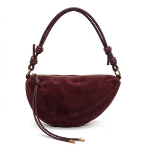 Sac croissant en cuir bordeaux Héloïse, vue de face sur fond blanc