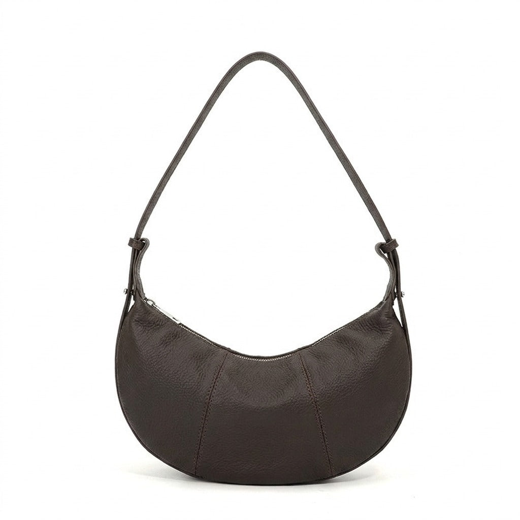 Sac Demi-Lune en Cuir pour Femme - Eugénie en chocolat, vue de face sur fond blanc