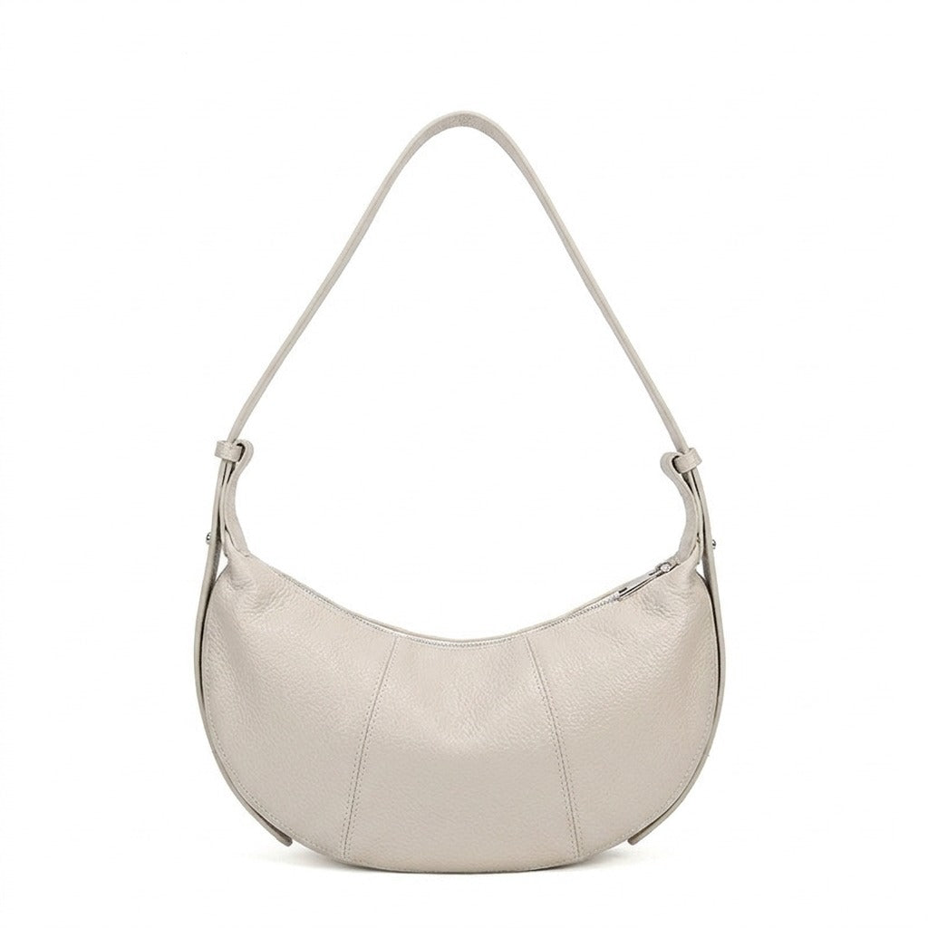 Sac Demi-Lune en Cuir pour Femme - Eugénie en blanc cassé, vue de face sur fond blanc