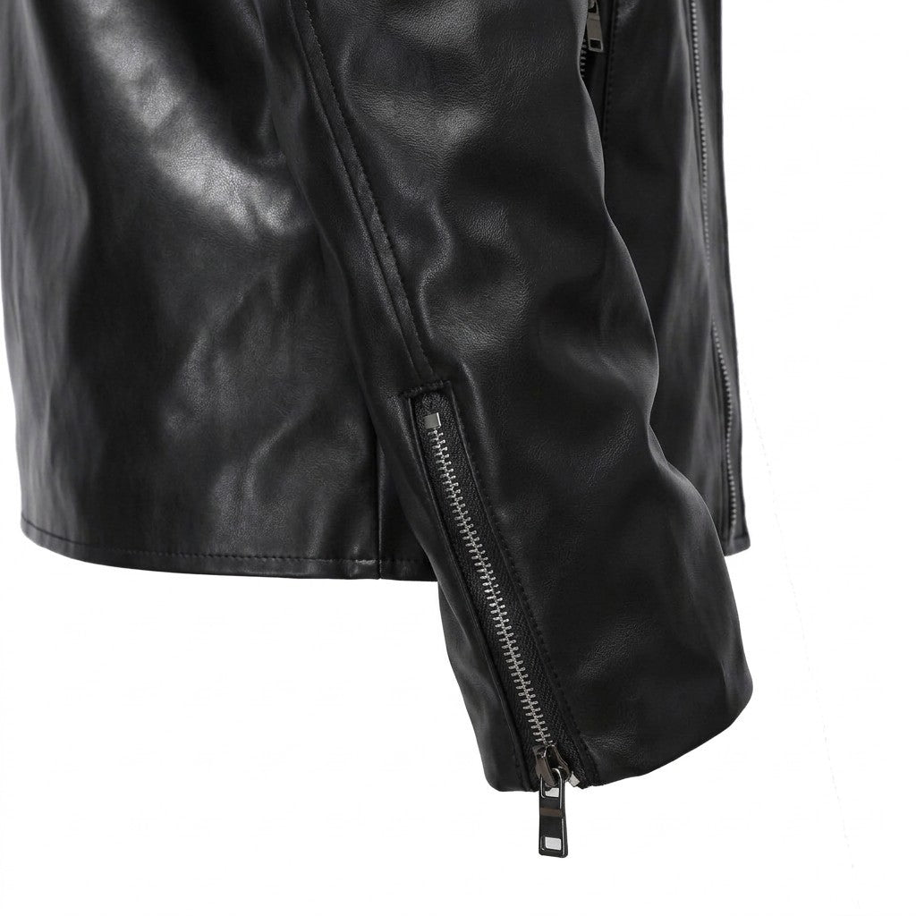 Détail du poignet zippé du blouson en cuir noir Firmin
